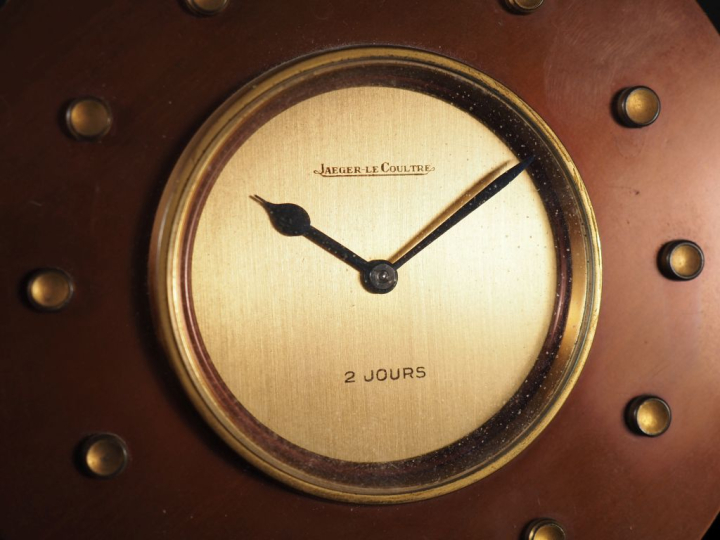 JAEGER LECOULTRE , « 2 Jours » Vers 1950 Pendulette de bureau en métal