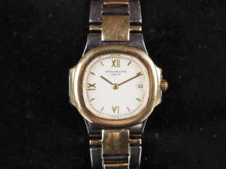 Vente aux enchères PATEK PHILIPPE, Nautilus « Sigma dial »   Montre-bracelet de dame en a