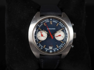 Vente aux enchères LONGINES Ref. 66.13.01P Chronographe-bracelet en acier. Boîtier tonnea