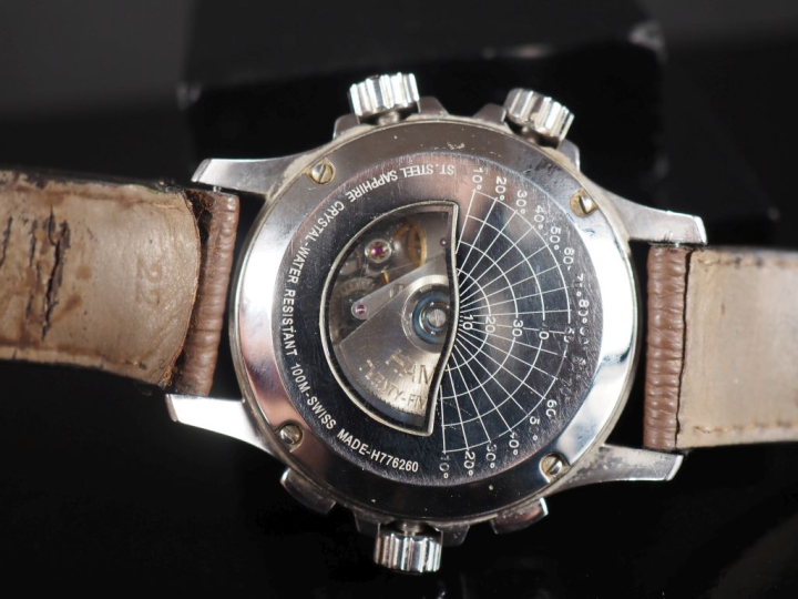 HAMILTON, Khaki X Wind Ref. H776260 Vers 2005 Chronographe-bracelet en