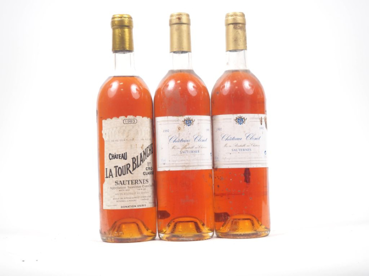 3 BOUTEILLES DE SAUTERNES : 1 CHÂTEAU LA TOUR BLANCHE 1er CC - 1983/2 