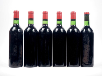 Vente aux enchères 6 BOUTEILLES PORTAIL ROUGE GRAVES - 1967 - SE/BOUCHONS ÉTAMPÉS/CAPSULE