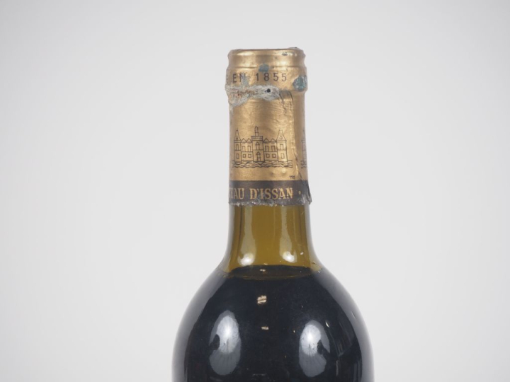 1 BOUTEILLE CHÂTEAU D'ISSAN GCC MARGAUX - 1982 - LB/EA/CAPS ABIMÉE