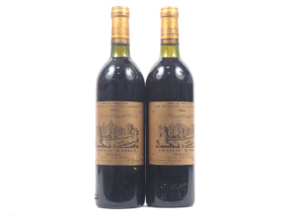 Vente aux enchères 2 BOUTEILLES CHÂTEAU D'ISSAN GCC MARGAUX - 1982 - 2 BG