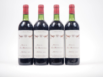 Vente aux enchères 4 BOUTEILLES MISE DE LA BARONNE MÉDOC - 1982 - 1 BG/2 LB/1 HEP