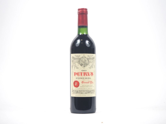 Vente aux enchères 1 BOUTEILLE PETRUS POMEROL - 1983 - BON NIVEAU