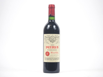 Vente aux enchères 1 BOUTEILLE PETRUS POMEROL - 1983 - EXCELLENT NIVEAU/CAPS TRÈS LÉGER A