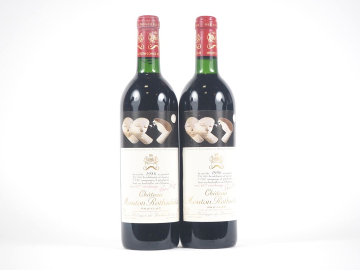2 BOUTEILLES CHÂTEAU MOUTON ROTHSCHILD 1er GCC PAUILLAC - 1986 - BG/CA