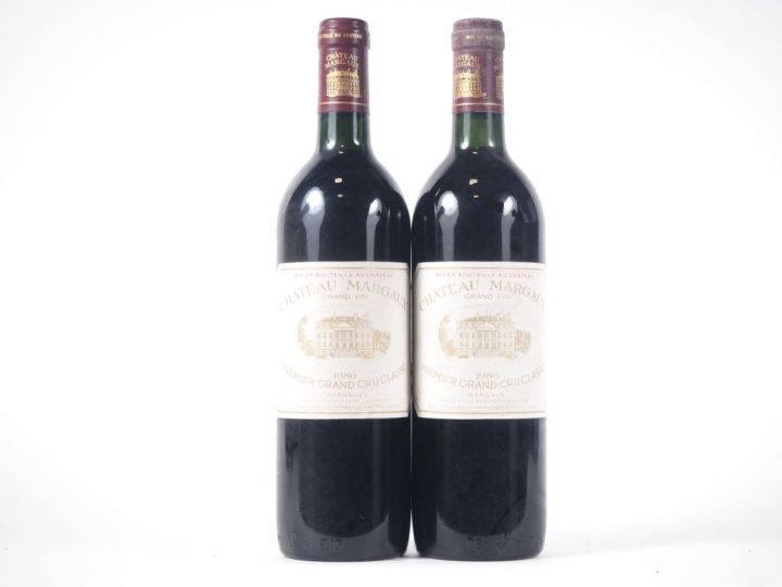 2 BOUTEILLES CHÂTEAU MARGAUX 1er GCC MARGAUX - 1986 - 2 BG/1 CAPS LÉGE