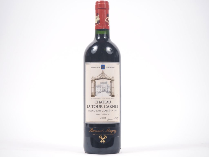 1 BOUTEILLE CHÂTEAU LA TOUR CARNET GCC HAUT MÉDOC - 2010 