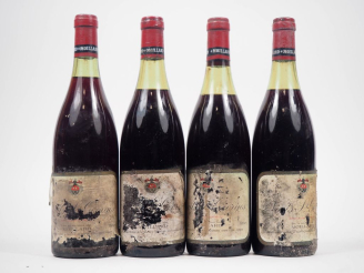 Vente aux enchères 4 BOUTEILLES NUITS SAINT GEORGES MOILLARD - 1976 -  PRÉSUMÉES/2,3 à 3,
