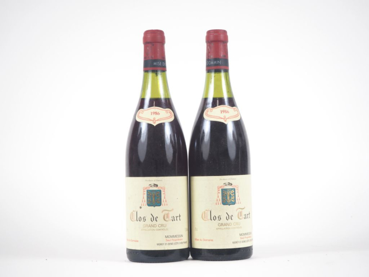 2 BOUTEILLES CLOS DE TART GC MOMMESSIN - 1986 - 1 à 3,4 CM/1 à 3,7 CM