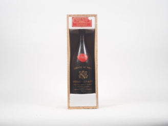 Vente aux enchères 1 MAGNUM CHÂTEAUNEUF DU PAPE DOMAINE DE NALYS - 1984 - CBO