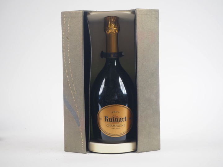 1 BOUTEILLE CHAMPAGNE RUINART - COFFRET ABIMÉ 