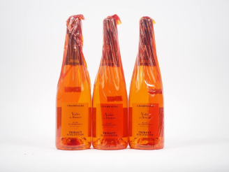 Vente aux enchères 3 BOUTEILLES CHAMPAGNE TRIBAUT SCHLOESSER "VALLEE DU BRUNET"