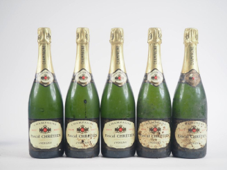 Vente aux enchères 5 BOUTEILLES CHAMPAGNE PASCAL CHRÉTIEN 