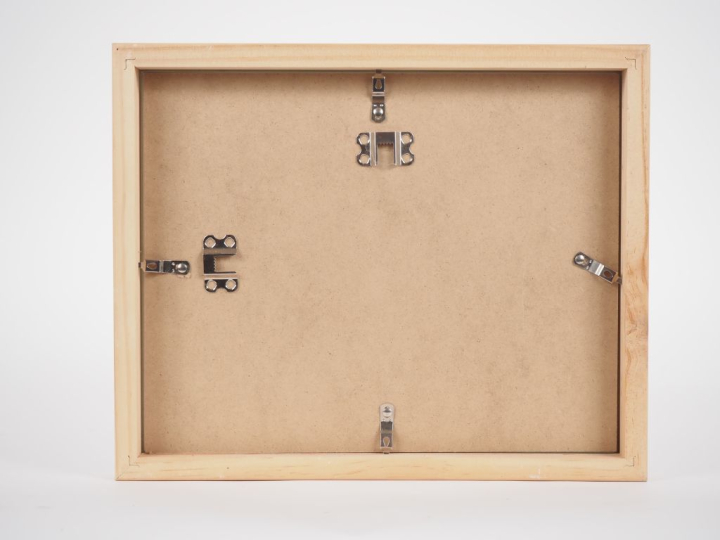 Ambroise RAKOTO. "famille malgache devant sa case" Aquarelle, signée e