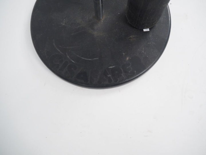 DE PAS.  Lampadaire articulé "Cisafare" en métal chromé et laqué rouge