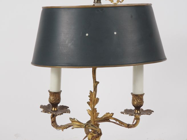 Lampe bouillote de style Empire en bronze doré, abat-jour réglable en 