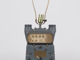 Vente aux enchères Instrument de mesure en métal laqué et laiton, "canadian meter company