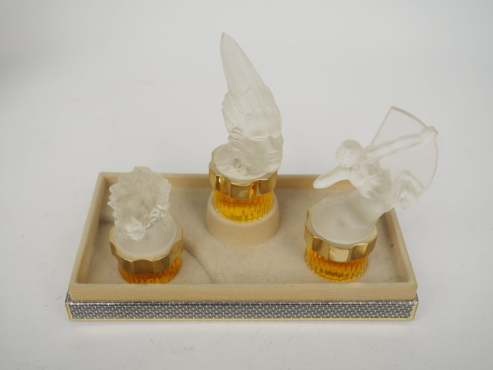 Lalique France. "Les introuvables the ultimate collection", 3 flacons 