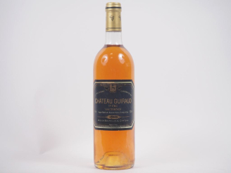Vente aux enchères 1 BOUTEILLE CHÂTEAU GUIRAUD 1er CC SAUTERNES - 1983 - BG