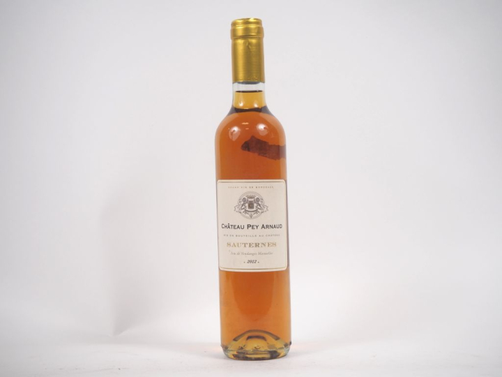 1 BOUTEILLE (50 cl) CHÂTEAU PEY ARNAUD SAUTERNES - 2012