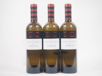 Vente aux enchères 3 BOUTEILLES CASA ERMELINDA FREITAS BLANC - 2022 