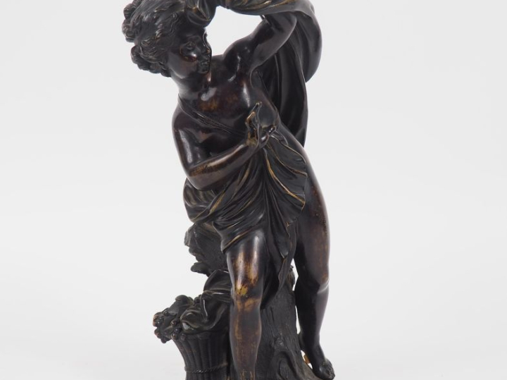 Ecole française début XIXème. "jeune fille au panier de raisins" Sculp