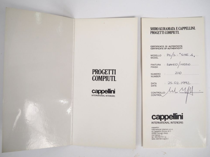 Shiro KURAMATA pour CAPPELLINI. Meuble "PC/3 - Side 1" blanc et noir. 