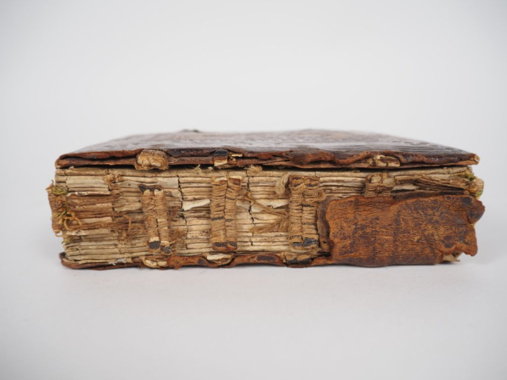 [LIVRE D’HEURES]. LIVRE D’HEURES XVe ENLUMINÉ. Petit in-quarto (corps 