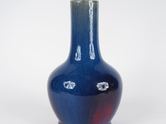 Vente aux enchères Chine, époque Guangxu, vers 1880, Vase balustre en porcelaine émaillée