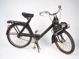 Vente aux enchères Vélo SOLEX 3300.  (vendu en l'état)