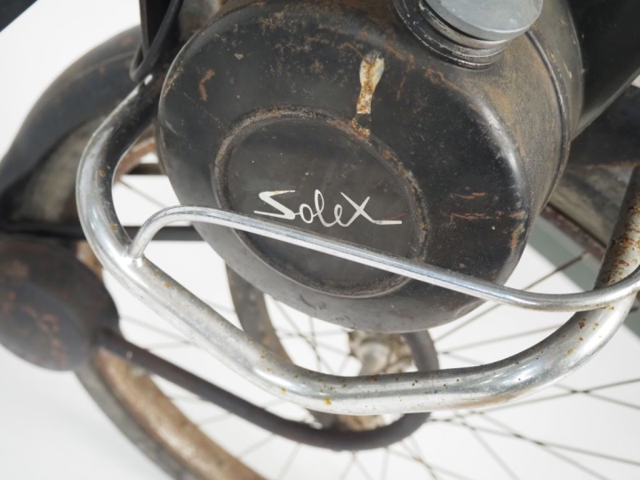 Vélo SOLEX 3300.  (vendu en l'état)