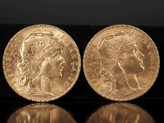 Vente aux enchères Deux pièces de 20 Francs or, 1907 et 1908.  FRAIS ACHETEURS 10% TTC.