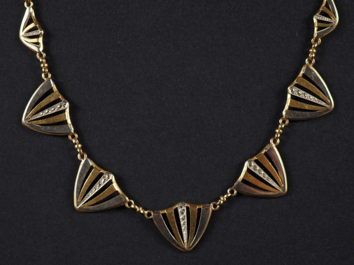 Collier draperie deux tons d'or 750, maillons rectangulaires forçat, à