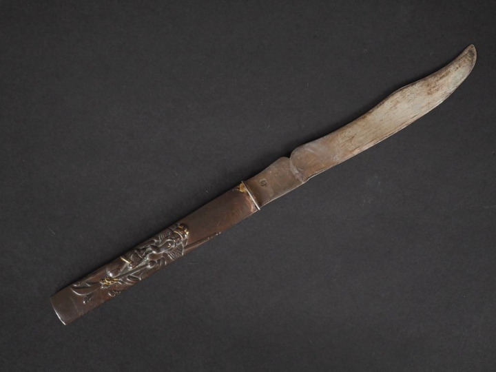 Couteau japonais, lame argent 925, poinçon Minerve, manche en métal, à