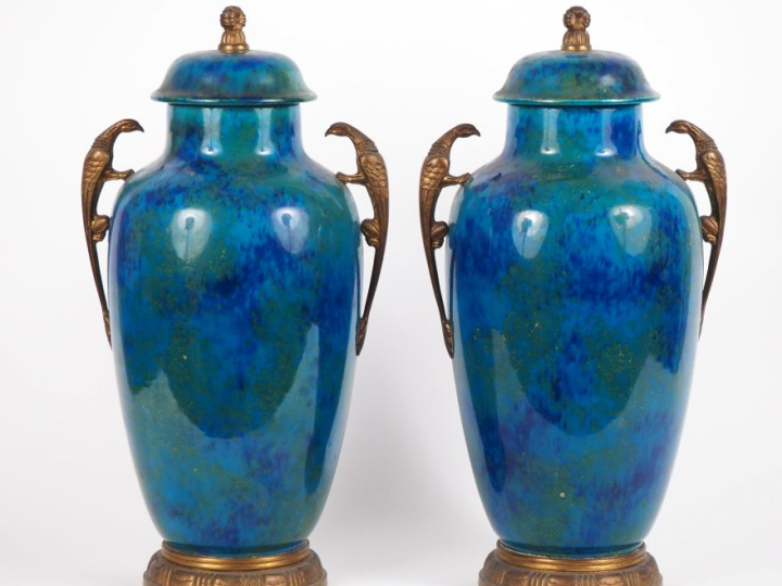 Paul MILET.  Sèvres. Paire de vases montés, en céramique bleu turquois