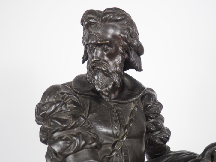 J. CARRIER. "Le capitaine de vaisseau". Importante sculpture en fonte 