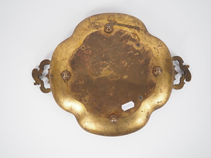 Présentoir Napoléon III en bronze, émaux cloisonnés polychromes et ony