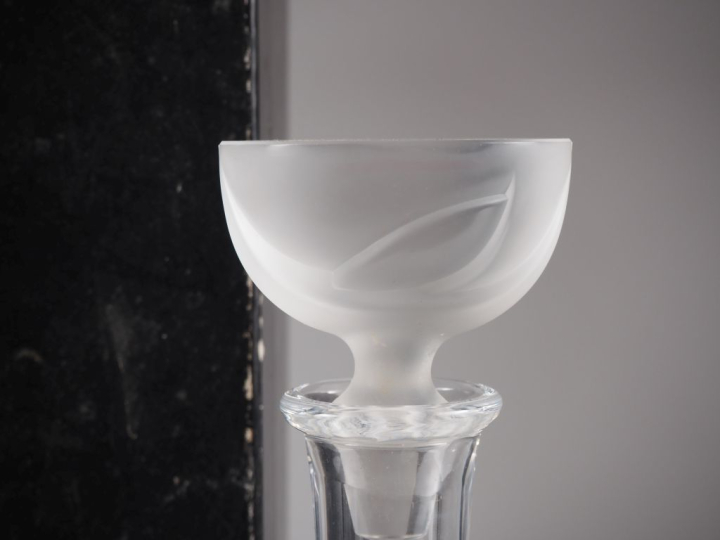 Grand flacon en cristal de Sèvres.  H. 36 cm