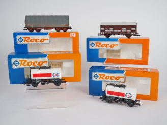 Vente aux enchères Matériel roulant Ho ROCO comprenant 4 wagons de marchandise en BO dont