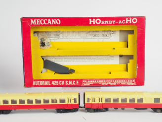 Vente aux enchères Matériel MECANO HORNBY HO Autorail 425 CV SNCF dans sa boite d’origine