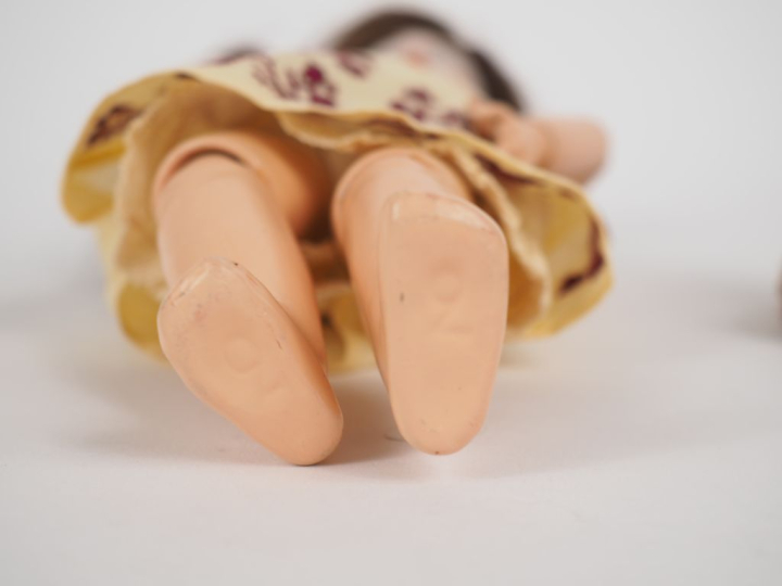 Poupée ancienne Fleischmann type Bleuette tête porcelaine bouche ouver