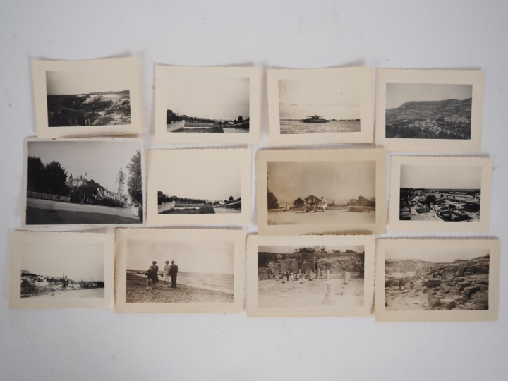 PHOTOGRAPHIE. Lot de 30 photographies des années 60, Tunis et Bizerte.