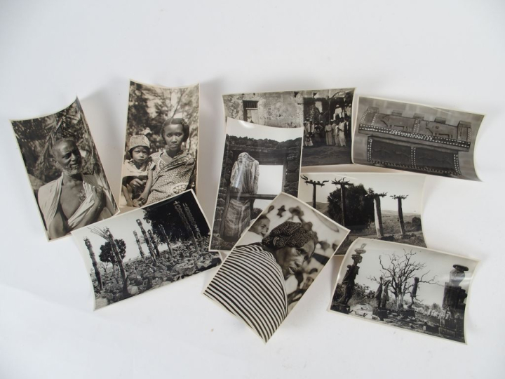 PHOTOGRAPHIE. Lot de 136 tirages argentiques d'époque de portraits, pa