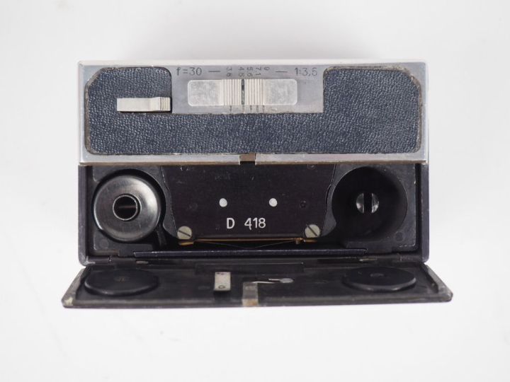 SFOMAX. Appareil photographique miniature n°D 418 avec objectif SFOMAR