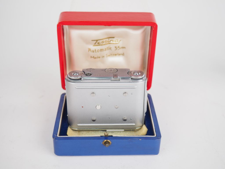 TESSINA AUTOMATIC 35mm. Appareil photographique miniature n°61012 dans