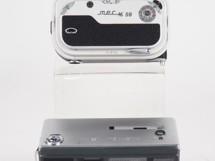 Lot de deux appareils photographiques miniatures : - YASHICA 16 EE n°4