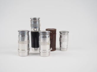 Vente aux enchères FOCA. Lot de quatre objectifs : - OPLAR 1:3.5/90 n°11.873 - OPLAR 1:3.
